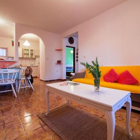 Silver Beach Apartments Віс Екстер'єр фото
