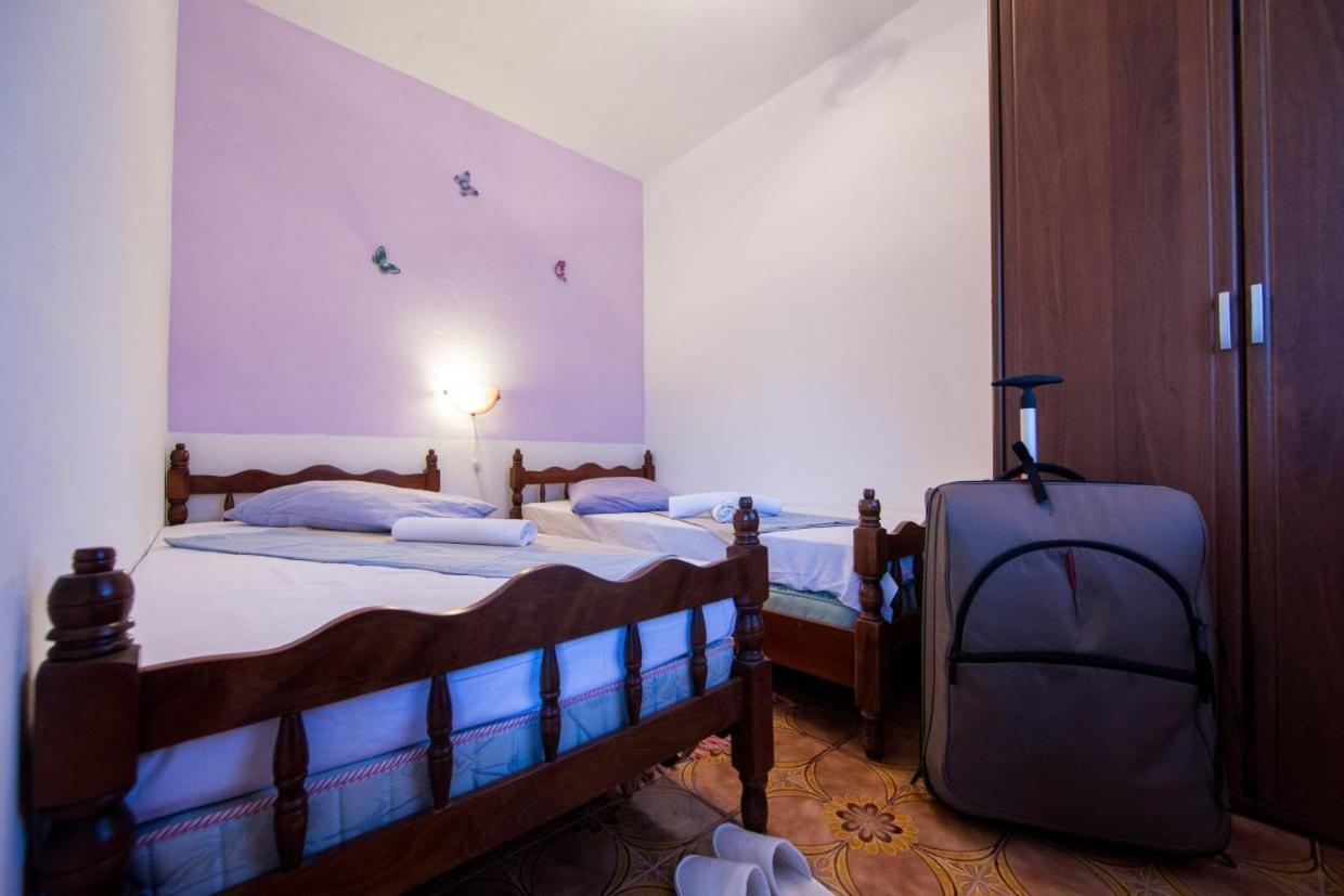 Silver Beach Apartments Віс Екстер'єр фото